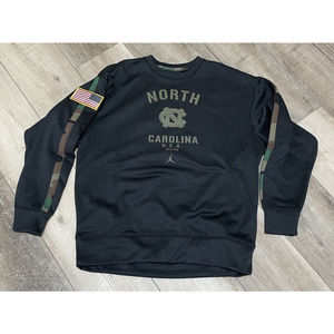 Jordan / University North Carolina Women's Sweatshirt Black Camo /sleeves Flag S